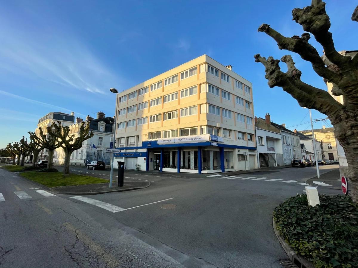 The Originals City, Hotel Napoleon, La Roche-Sur-Yon Bagian luar foto