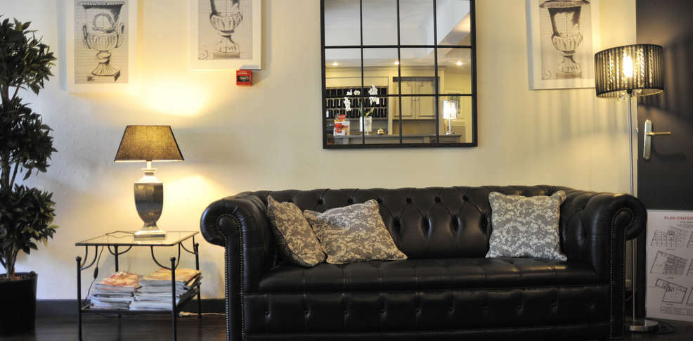 The Originals City, Hotel Napoleon, La Roche-Sur-Yon Bagian luar foto